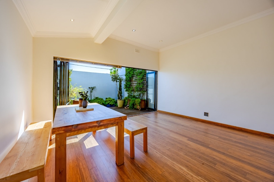 3 Bedroom Property for Sale in Woodstock Western Cape